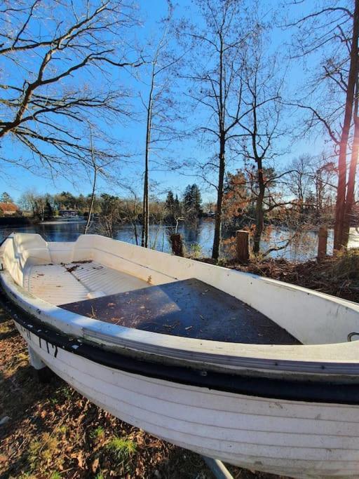 Ferienhaus Blauer See Mit Optionalem Hot-Tub Bockhorn  Bagian luar foto